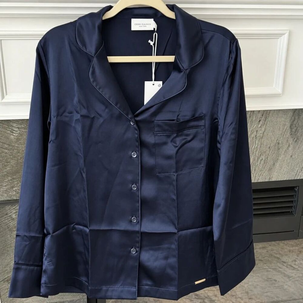 Cozy Earth Serenity Silk Pajama Top Women's Small Navy 100% Mulberry Silk NWT